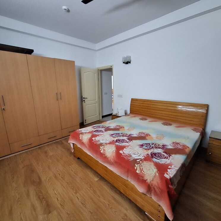 Bedroom, jaypee greens 3 Bedroom 2400 Sq.Ft. Apartment In Jaypee Greens Greater Noida 9625797