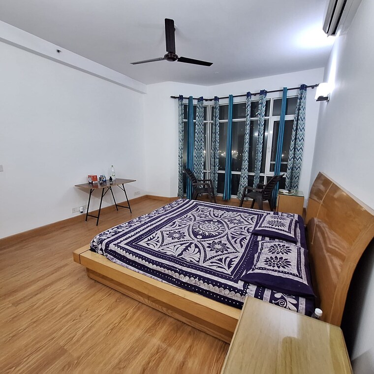 Bedroom, jaypee greens 3 Bedroom 2400 Sq.Ft. Apartment In Jaypee Greens Greater Noida 9625797