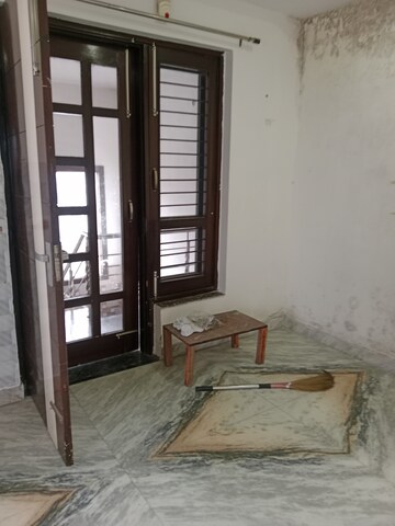 2 BHK Builder Floor For Rent in Sector 18