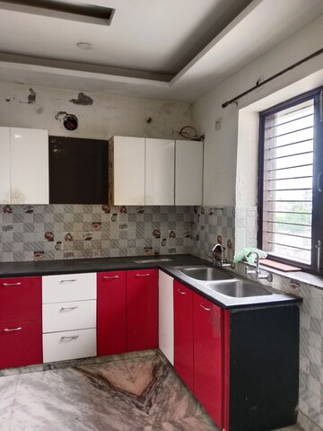 Kitchen in 2 BHK Builder Floor at Sector 18 – for Rent