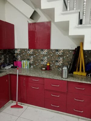 Kitchen in 1.5 BHK Builder Floor at Ansals Sushant City – for Rent