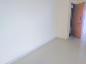 2 BHK Apartment For Rent in K Raheja Palm Spring, Malad West