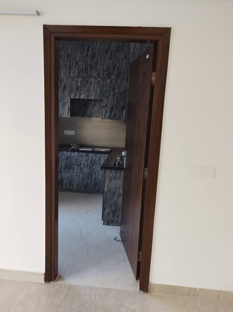 Bathroom, bptp-floors 2 Bedroom 250 Sq.Ft. Apartment In Sector 70 Gurgaon 9625820