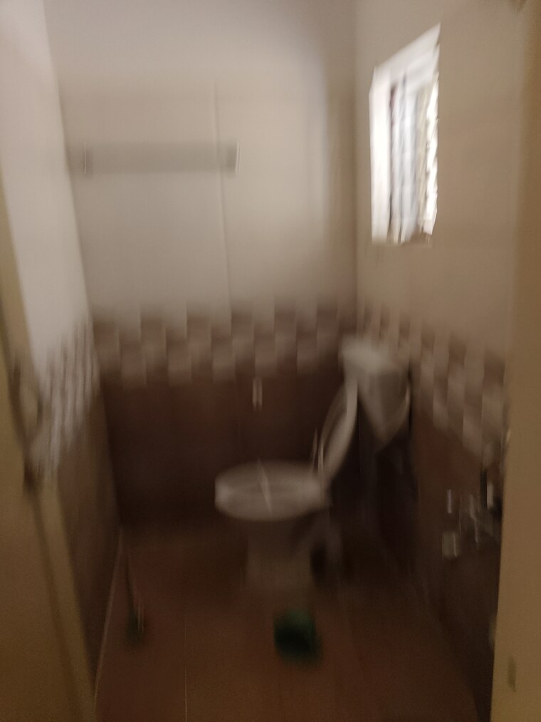 Bathroom, krishna-residency-kadubeesanahalli 1 Bedroom 650 Sq.Ft. Apartment In Kadubeesanahalli Bangalore 9625847