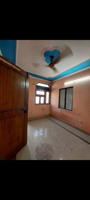 Room in 1 BHK Apartment at Aadharshila Apartment, Sarita Vihar – for Rent