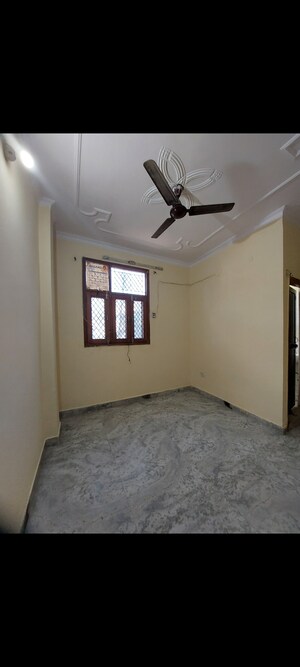 Room in 1 BHK Apartment at Aadharshila Apartment, Sarita Vihar – for Rent