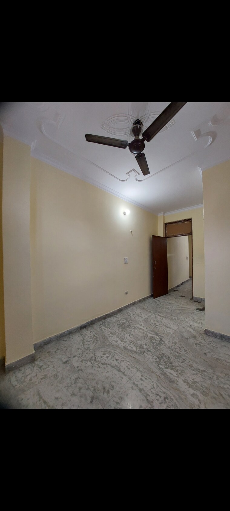 Room, sarita vihar 1 Bedroom 365 Sq.Ft. Apartment In Sarita Vihar Delhi 9625852
