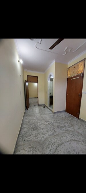 Room in 1 BHK Apartment at Aadharshila Apartment, Sarita Vihar – for Rent