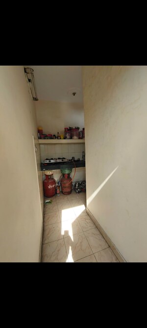 Furnished Amenities in 1 RK Apartment at Shanti Bhawan, Sarita Vihar – for Rent