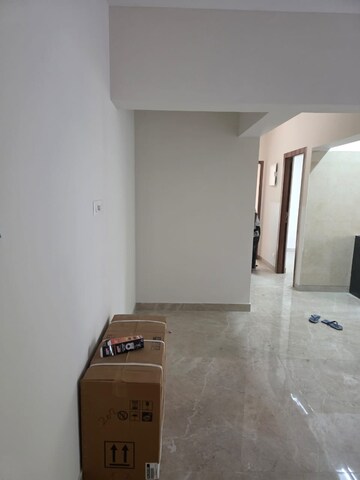 Room in 1.5 BHK Apartment at Etco Eco Heights, Andheri East – for Sale