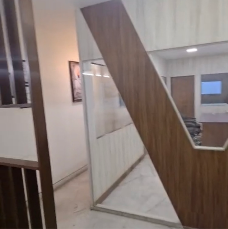 Team Area, lajpat nagar i Commercial Office Space 900 Sq.Ft. In Lajpat Nagar I Delhi 9625883