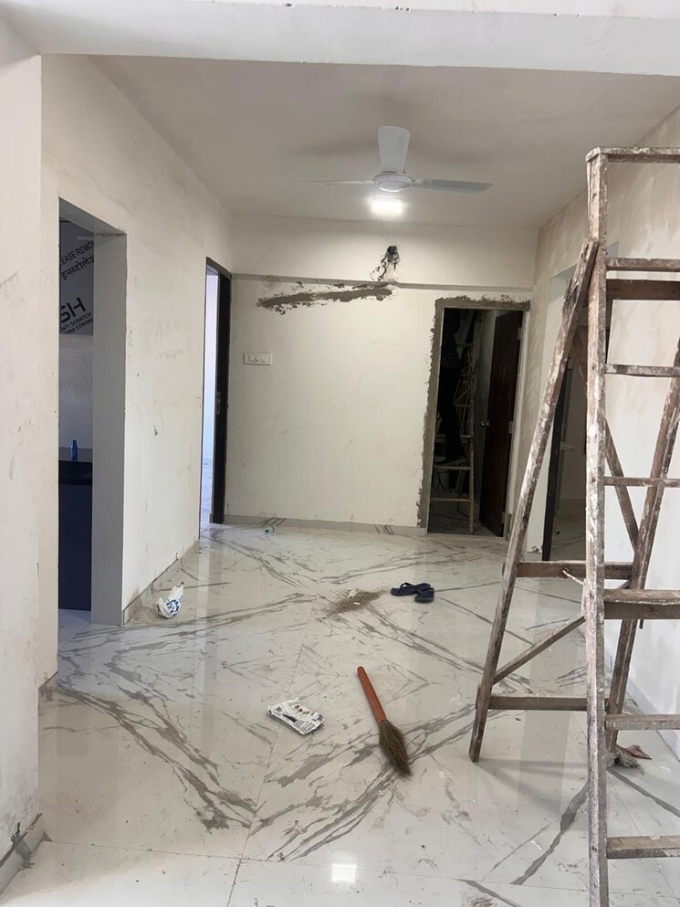 Room, laxmi-niwas-vile-parle-east 3 Bedroom 1200 Sq.Ft. Apartment In Vile Parle East Mumbai 9625870