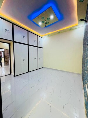 Master Bedroom in 3 BHK Independent House at Kalwar Road – for Sale