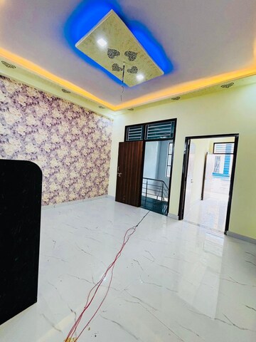Room in 3 BHK Independent House at Kalwar Road – for Sale