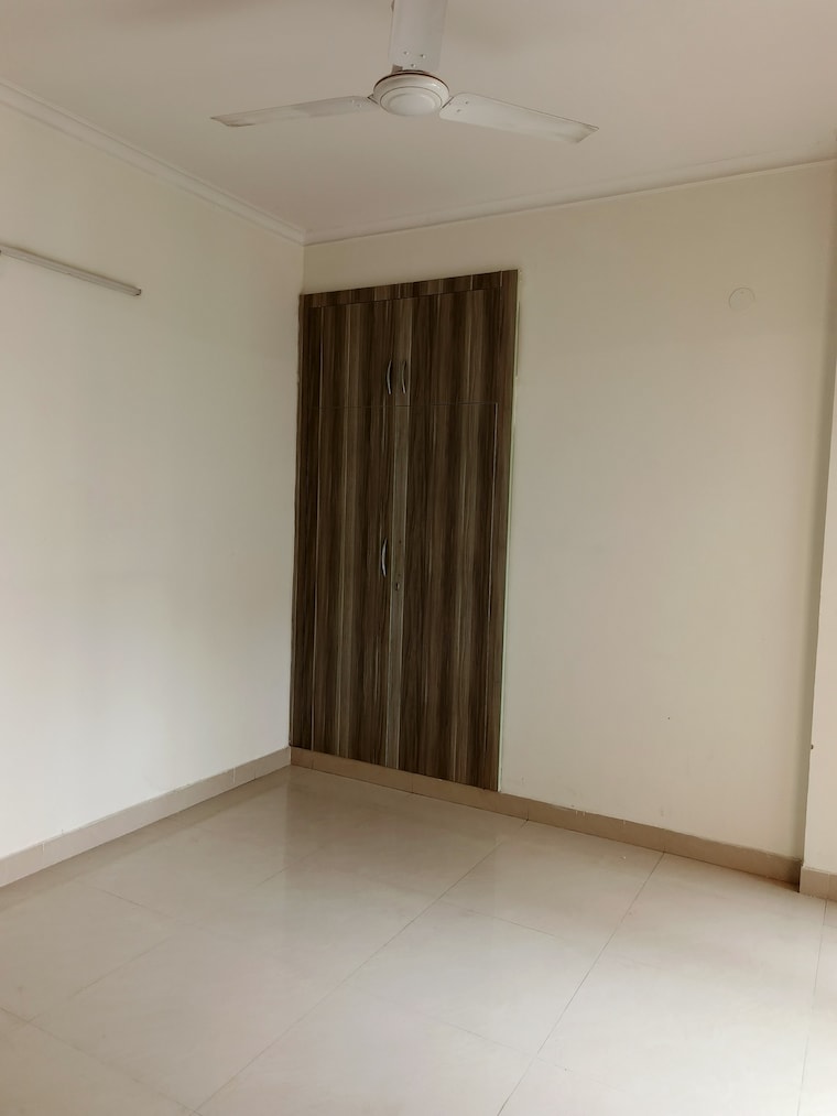 Room, jm-florence 3 Bedroom 1390 Sq.Ft. Apartment In Tech Zone 4 Greater Noida Greater Noida 9625887