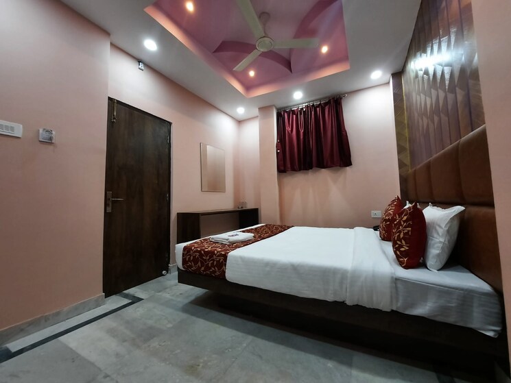 Bedroom, ideal-lake-view 3 Bedroom 1450 Sq.Ft. Apartment In Topsia Kolkata 9625914