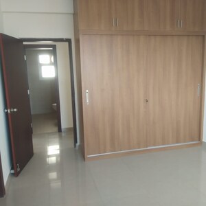 Room in 3 BHK Apartment at Prestige Sunnyside, Devarabeesana Halli – for Rent