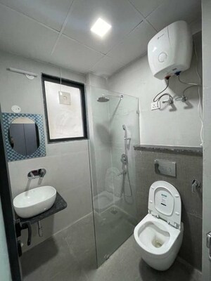 Bathroom in 1 BHK Apartment at Saket – for Rent
