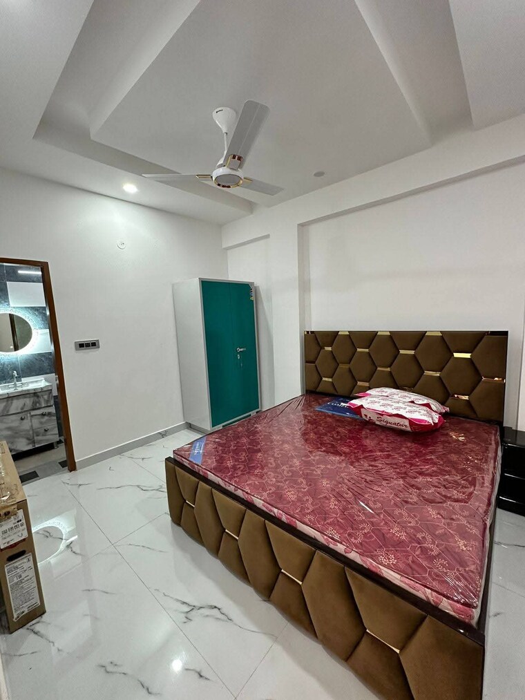 Bedroom, freedom fighters enclave 3 Bedroom 1400 Sq.Ft. Apartment In Freedom Fighters Enclave Delhi 9625955