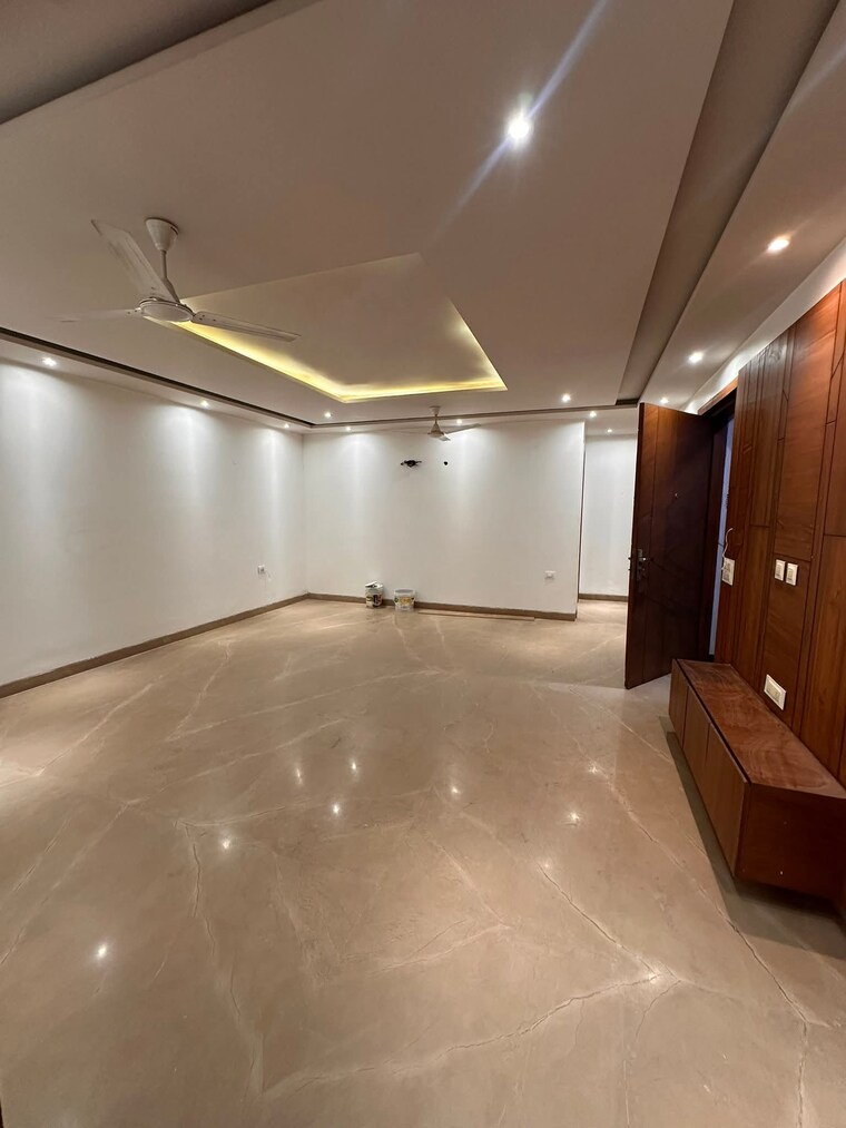 undefined, freedom fighters enclave 3 Bedroom 1600 Sq.Ft. Apartment In Freedom Fighters Enclave Delhi 9625965