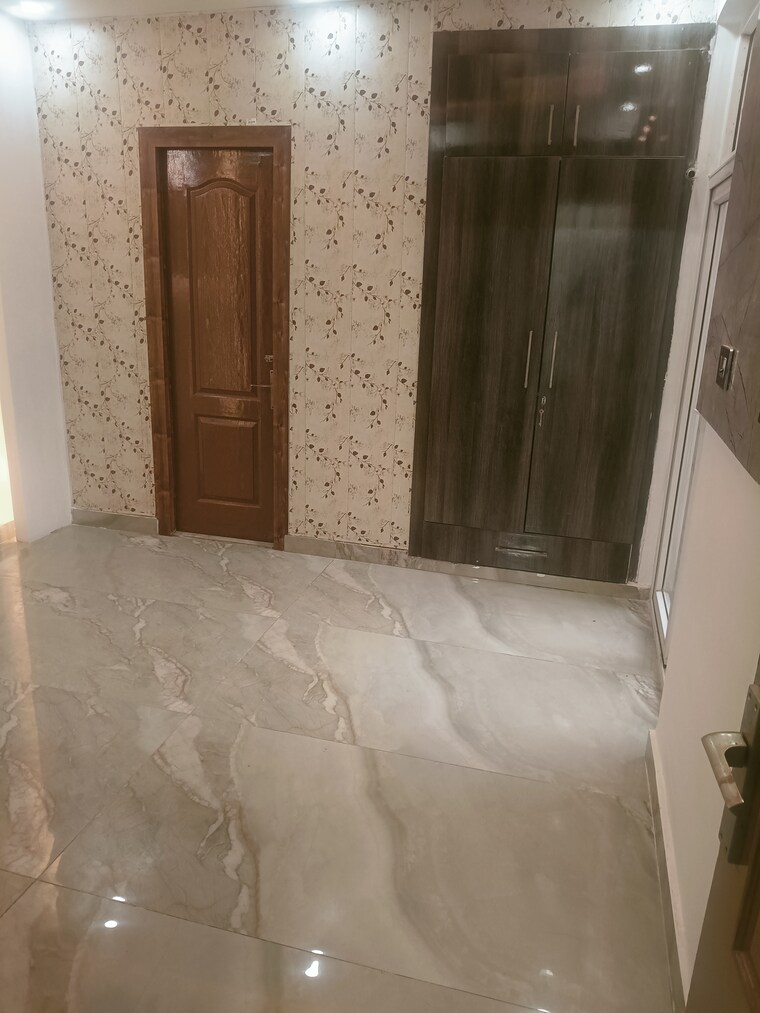 Bedroom, amrapali-princely-estate 2.5 Bedroom 1015 Sq.Ft. Apartment In Sector 76 Noida 9625982