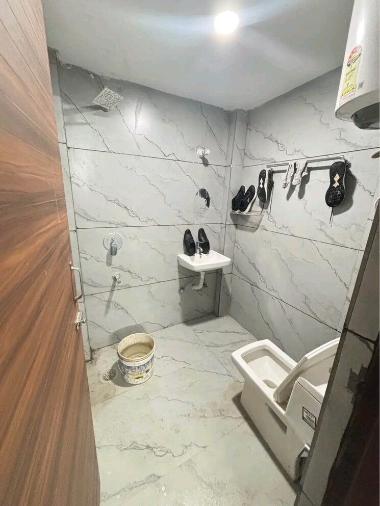 Team Area, chattarpur 1 Bedroom 500 Sq.Ft. Builder Floor In Chattarpur Delhi 9625997