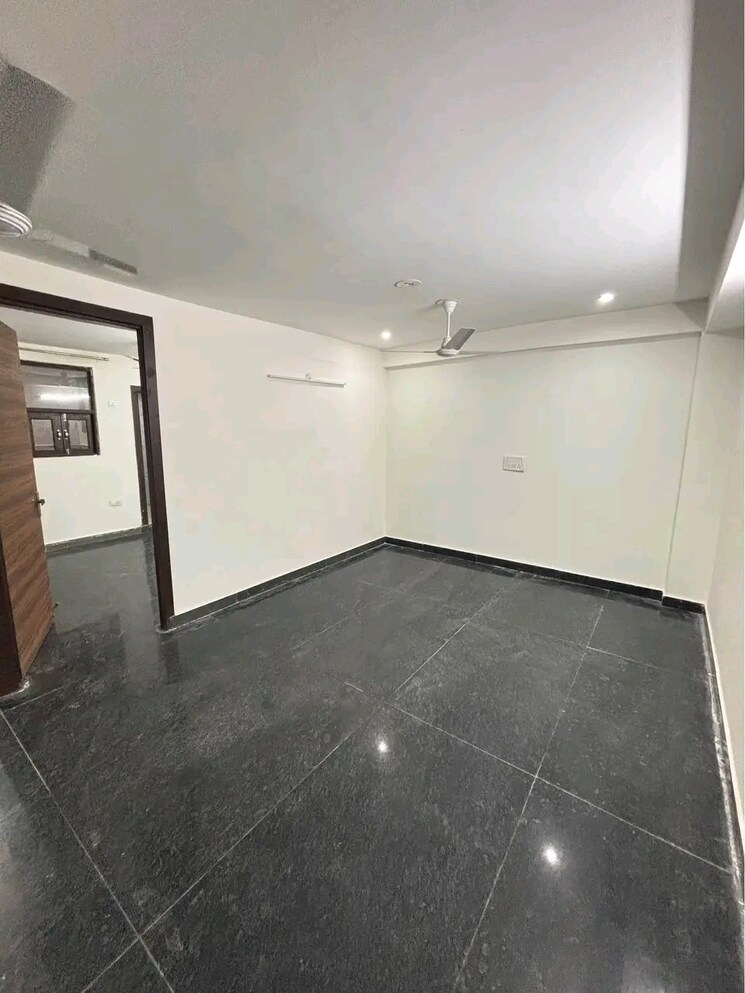 Room, chattarpur 1 Bedroom 500 Sq.Ft. Builder Floor In Chattarpur Delhi 9625997