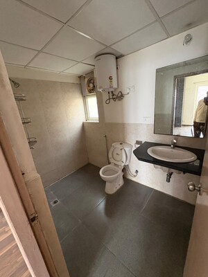 3 BHK Apartment For Rent in Imperia Esfera, Sector 37c