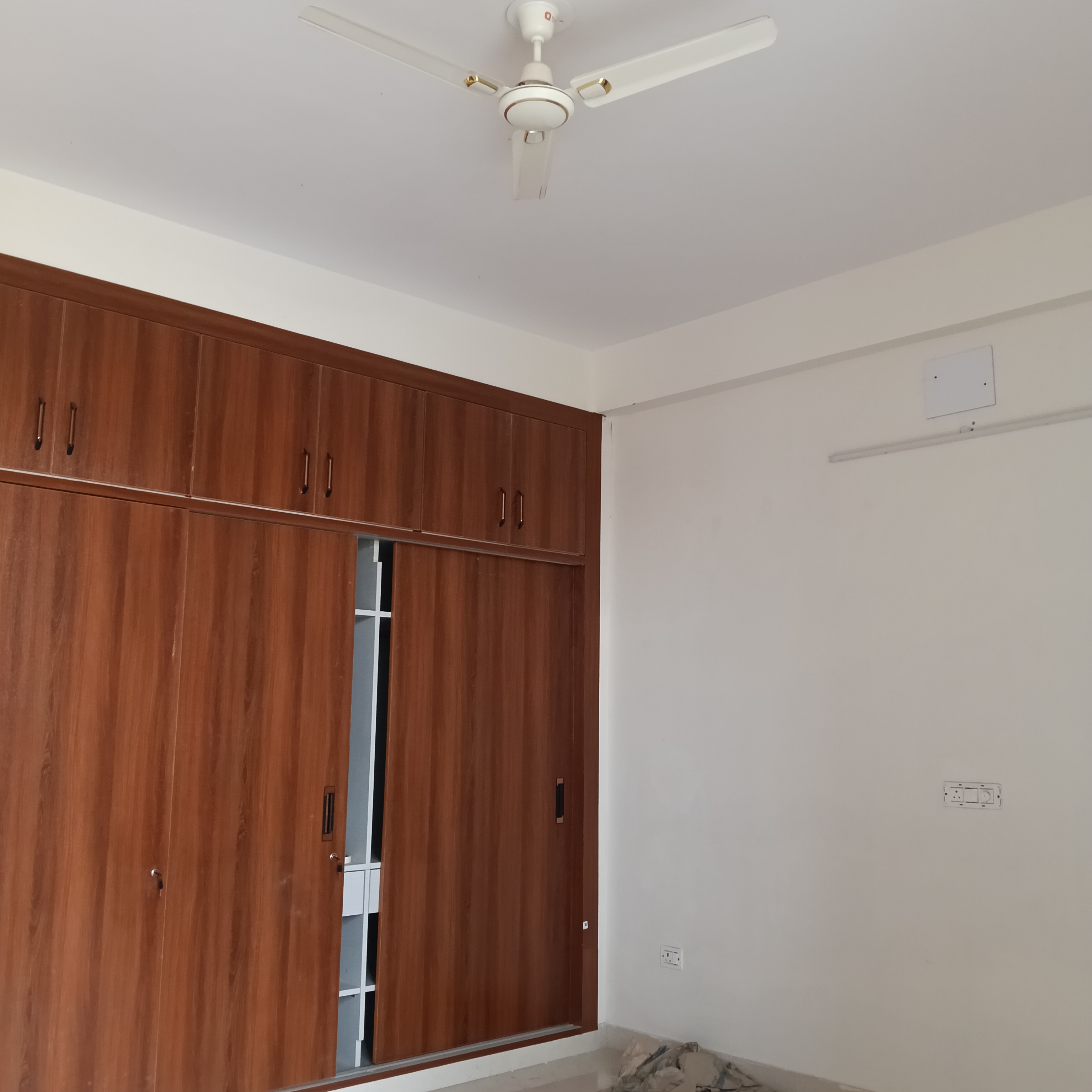 3 BHK 300 Sq.Mt. Builder Floor in RWA Apartments Sector 50