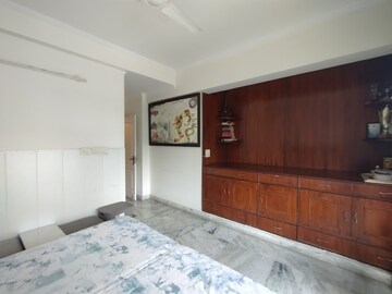 Room in 3 BHK Builder Floor at Sector 5 – for Sale