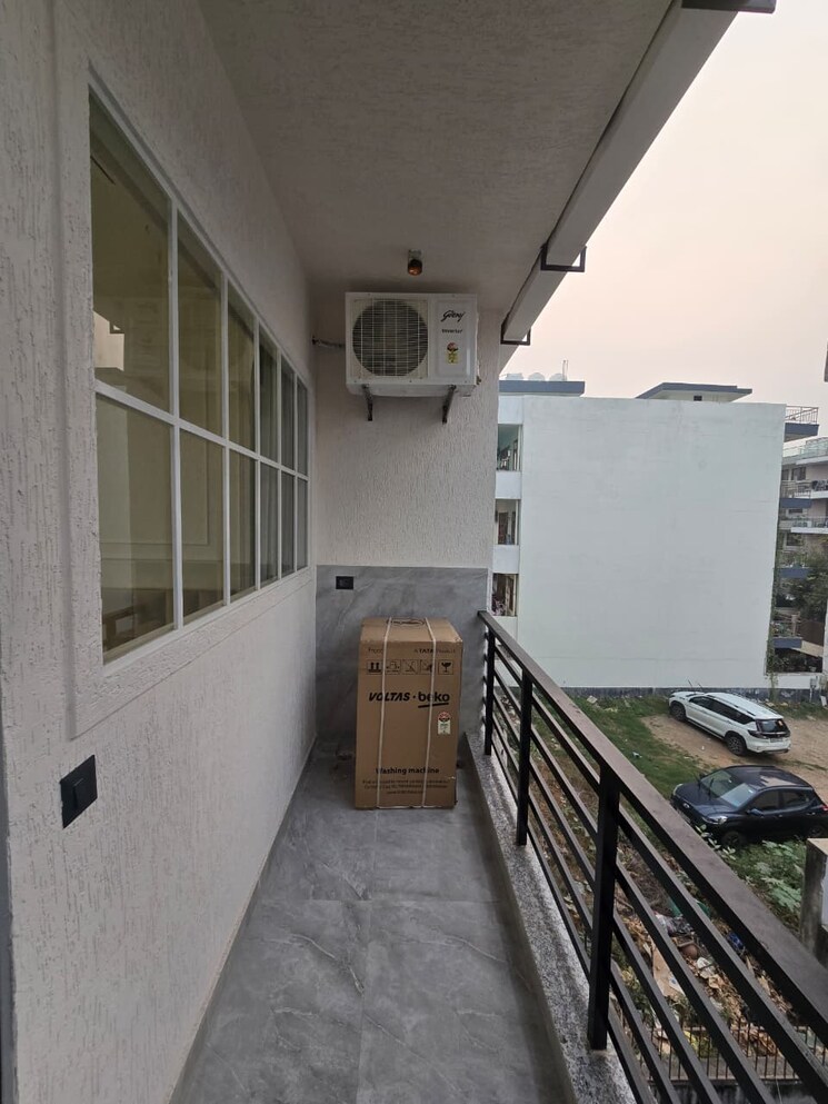 Balcony, sector 46 2 Bedroom 1500 Sq.Ft. Builder Floor In Sector 46 Gurgaon 9626072