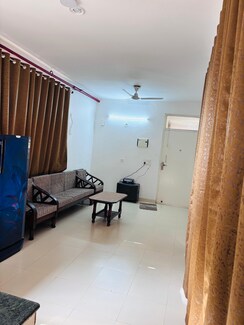 2 BHK Apartment For Sale in Signature The Serenas