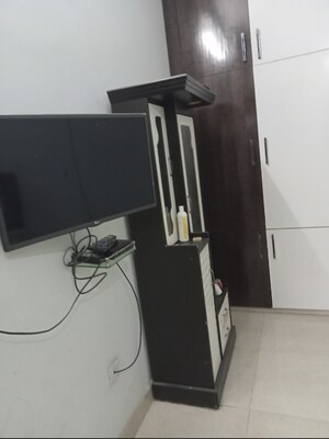 Furnished Amenities in 2 BHK Independent House at Vikas Nagar – for Rent