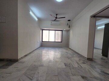 Room in 2 BHK Apartment at Riddhi Garden, Malad East – for Rent