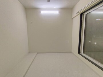 Room in 2 BHK Apartment at Sidhivinayak Flora, Chembur – for Rent