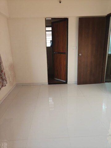 Room in 2 BHK Apartment at Sahar Tower, Andheri East – for Rent