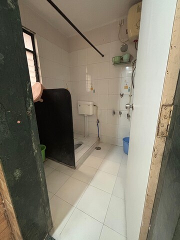 Bathroom in 2 BHK Apartment at Pinnacle Kalpataru, Erandwane – for Rent