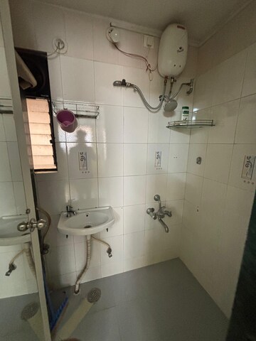 Bathroom in 2 BHK Apartment at Pinnacle Kalpataru, Erandwane – for Rent