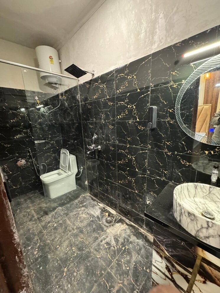 Master Bedroom, sahastradhara road 1 Bedroom 700 Sq.Ft. Builder Floor In Sahastradhara Road Dehradun 9626249