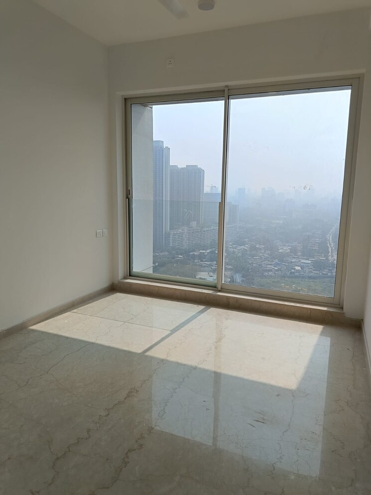 Room, courtyard-by-narang-realty-and-the-wadhwa-group 2 Bedroom 840 Sq.Ft. Apartment In Pokhran Road No Two Thane 9626270