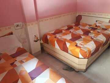Bedroom in 3 BHK Apartment at Kurla West – for Rent