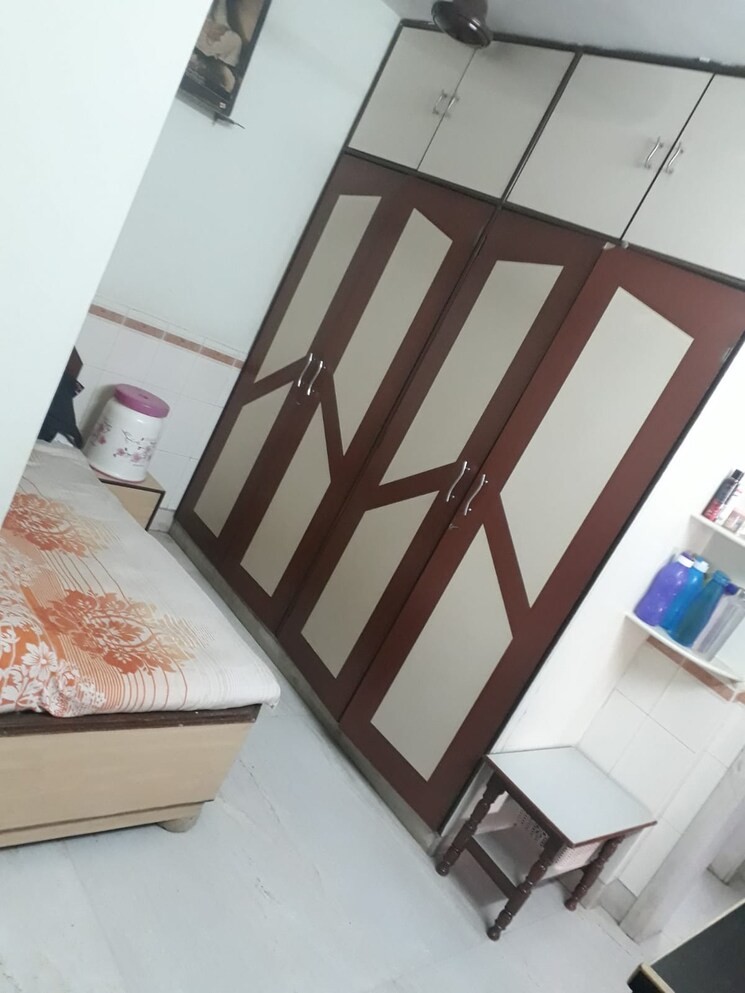 undefined, kurla west 3 Bedroom 1000 Sq.Ft. Apartment In Kurla West Mumbai 9626275