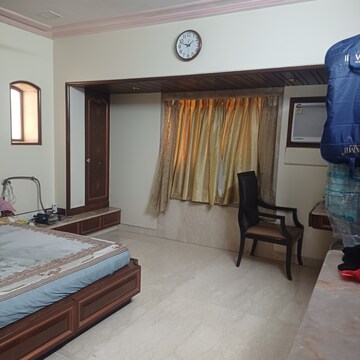 Kitchen in 2 BHK Apartment at Kohinoor Tower Dadar, Dadar West – for Sale