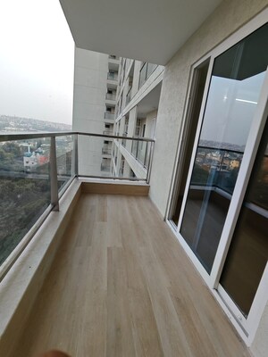 3 BHK Apartment For Rent in DLF One Midtown, Moti Nagar