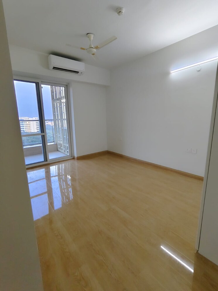 Room, dlf-one-midtown 3 Bedroom 2282 Sq.Ft. Apartment In Moti Nagar Delhi 9626314