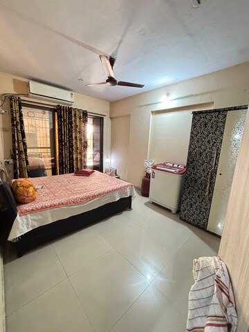 Bedroom in 2 BHK Apartment at Dombivli West – for Rent