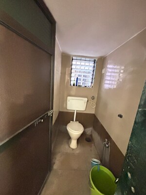 Furnished Amenities in 2 BHK Apartment at Dombivli West – for Rent