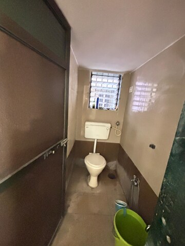 Furnished Amenities in 2 BHK Apartment at Dombivli West – for Rent