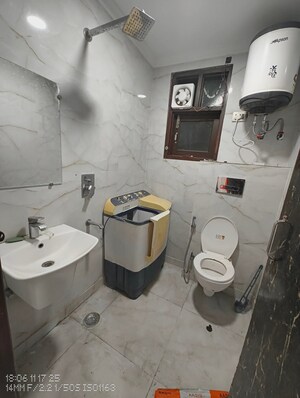 Master Bedroom in 1 BHK Builder Floor at Saket – for Rent