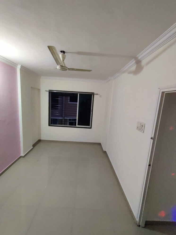 Room, dombivli west 1 Bedroom 500 Sq.Ft. Apartment In Dombivli West Thane 9626347